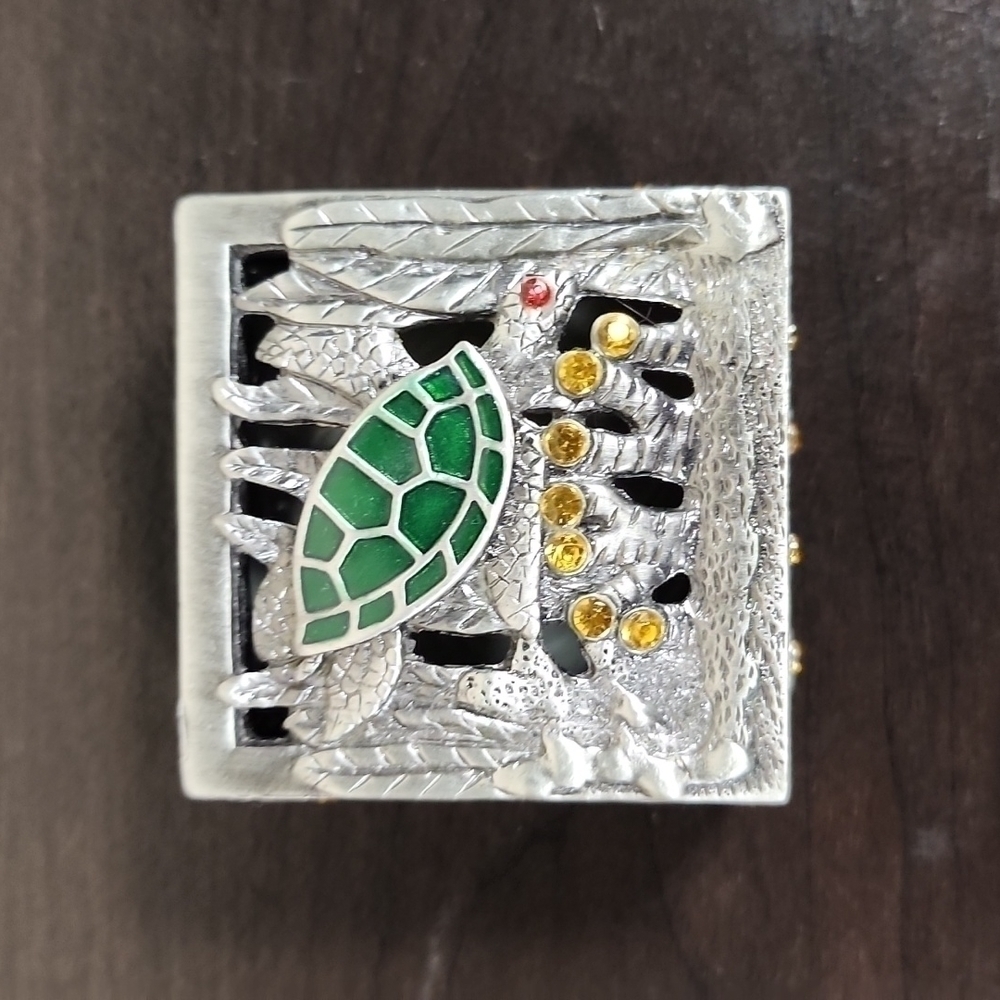 Cute Small Trinket Box
